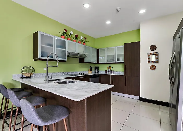 Pura Vida Charm, Canopy Views, Block From Beach 4* Tamarindo