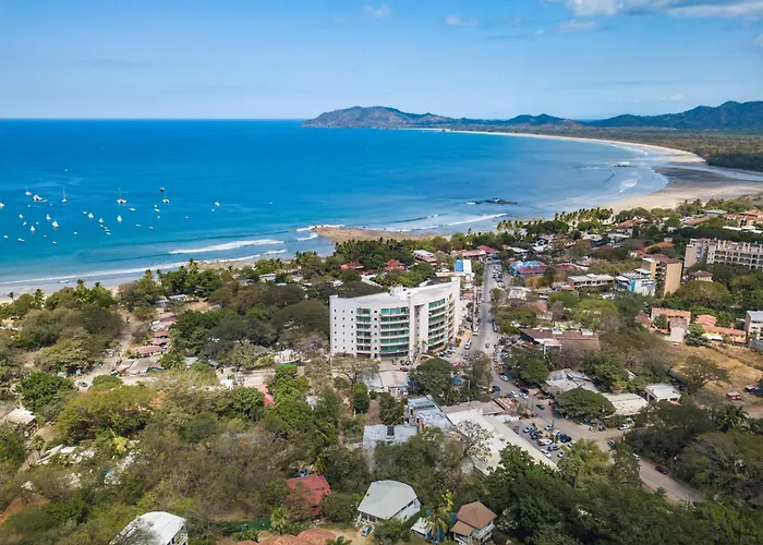 Pura Vida Charm, Canopy Views, Block From Beach 4*